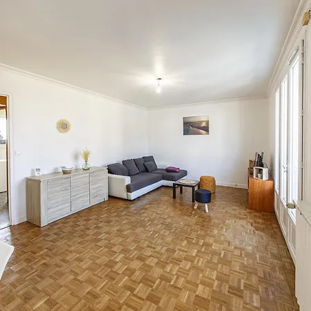 Le Yellow - Maison 3 Chambres - Laval Σπίτι διακοπών